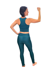 Charger l'image dans la galerie, Deva Top - Racerback long - Vert émeraude