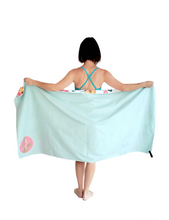 Load image into Gallery viewer, Microfiber Beach Towel
