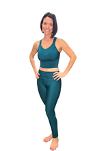 Charger l'image dans la galerie, Deva Top - Racerback long - Vert émeraude
