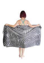 Load image into Gallery viewer, Microfiber Beach Towel
